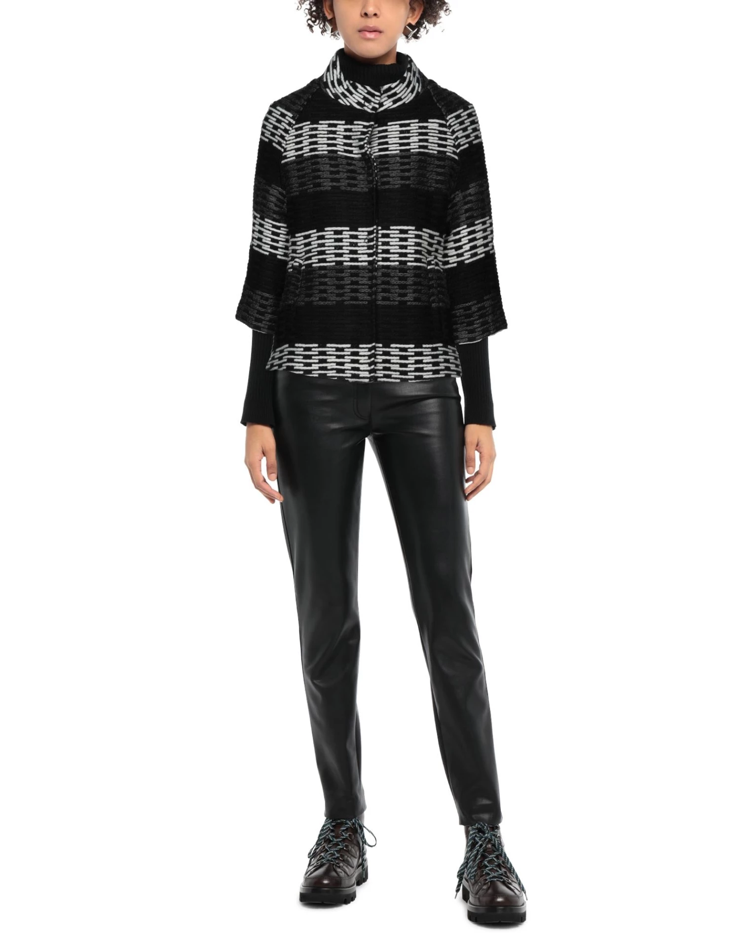 VANESSA SCOTT Coat For Women Black 2 VANESSA SCOTT Coat For Women Black - Image 2