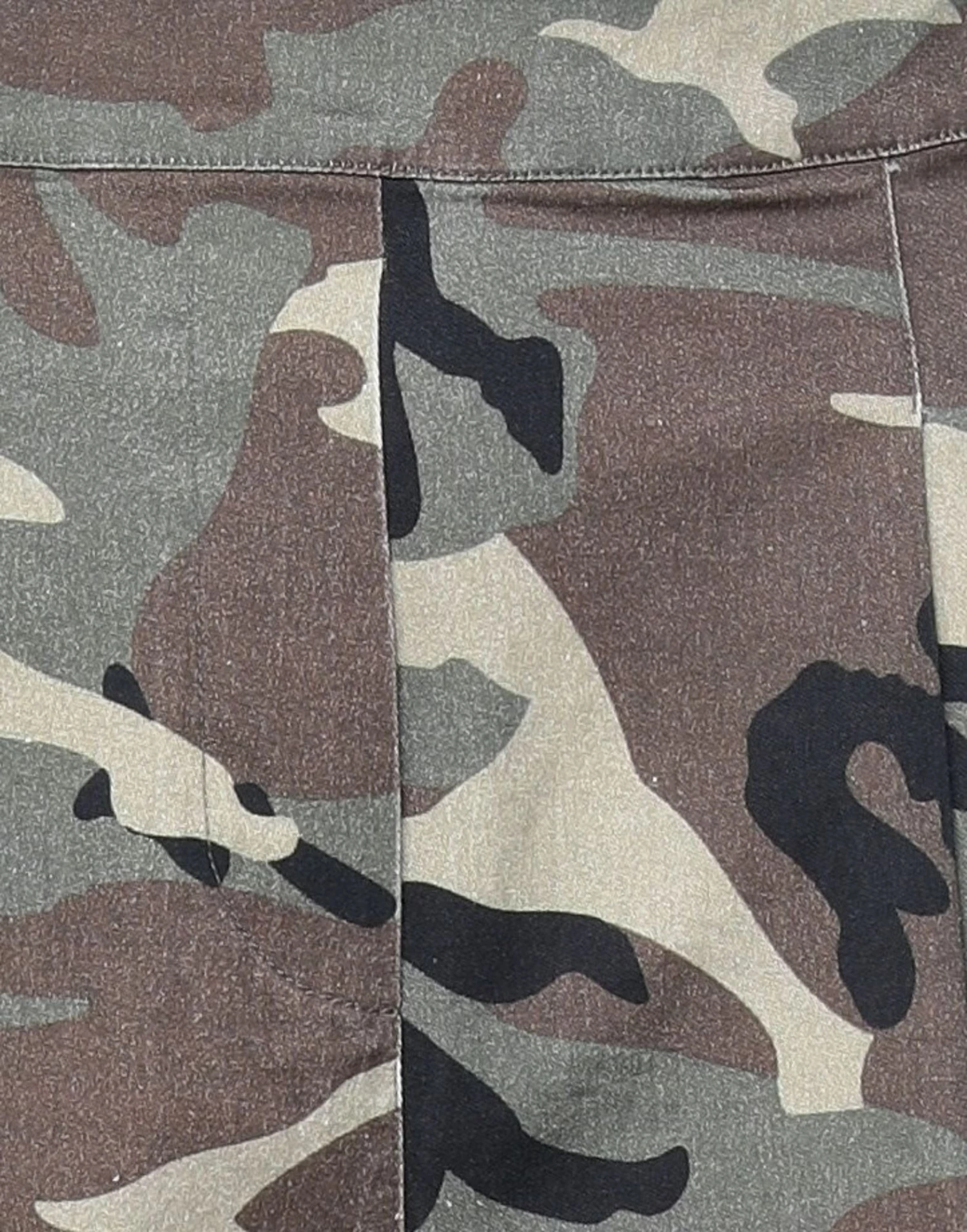 VANESSA SCOTT Shorts & Bermuda For Women Military Green 4 VANESSA SCOTT Shorts & Bermuda For Women Military Green - Image 4